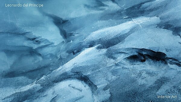 Pristine Alpine River The Arve River, born from Alpine glaciers in the Chamonix Valley, takes on captivating grey-blue hues during the winter...